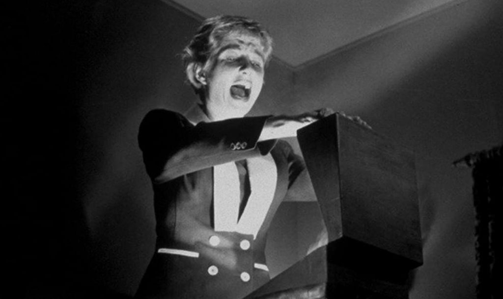 "A Morte num Beijo" (Kiss Me Deadly, 1955), de Robert Aldrich - Divulgação