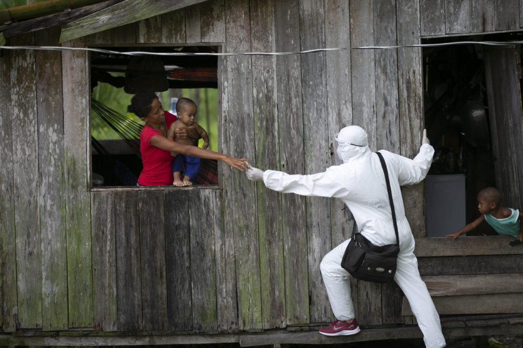 "Quando Falta o Ar" (2022), de Anna Petta e Helena Petta - Foto: Tarso Sarraf