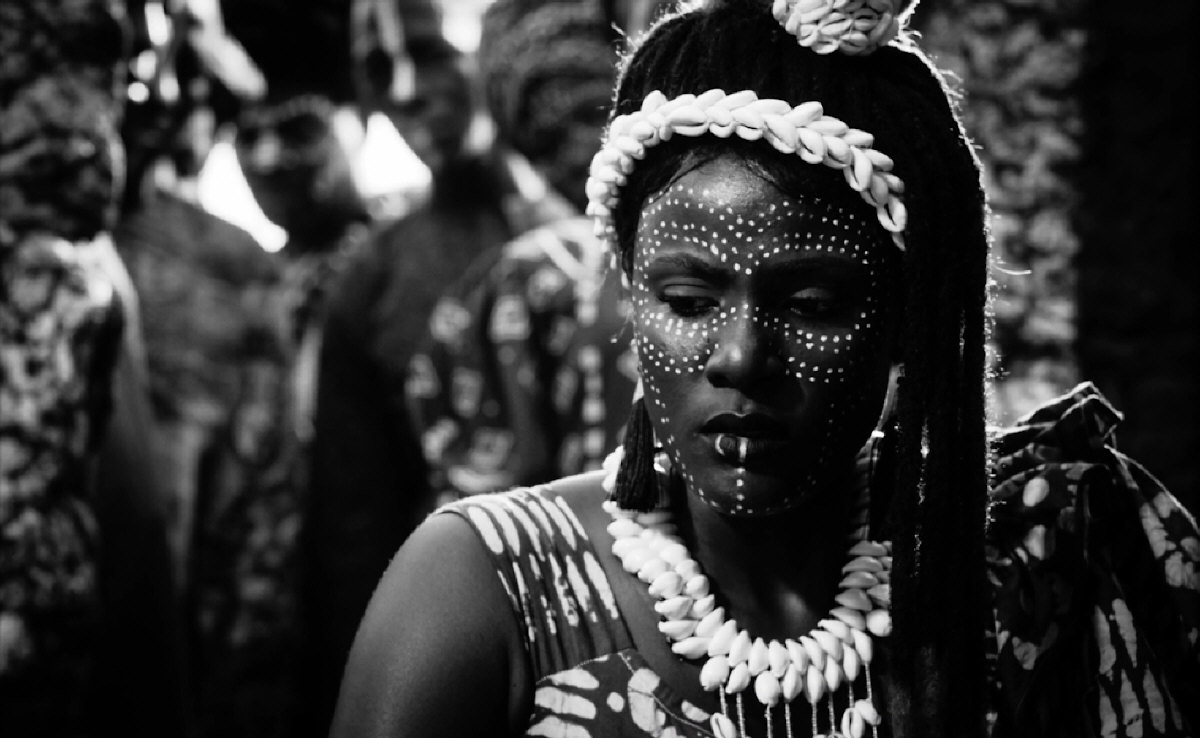 "Mami Wata" (2023), de C.J. Obasi - Fiery Film Company/Divulgação