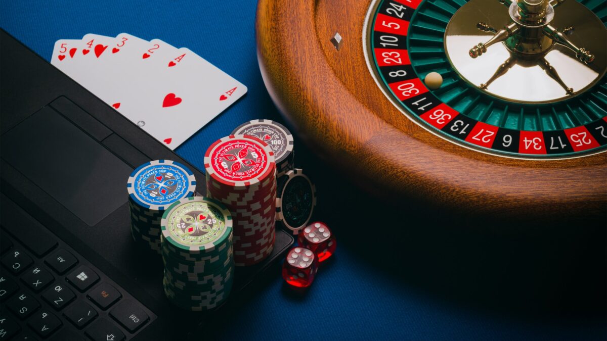 Cassino Ao Vivo: Slots, Poker e mais das Apostas Online