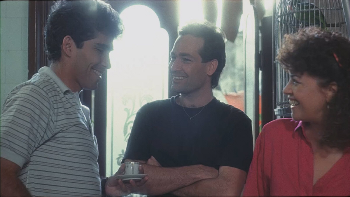 "Morango e Chocolate" (Fresa y chocolate, 1993), de Tomás Gutiérrez Alea e Juan Carlos Tabío - Foto: Divulgação