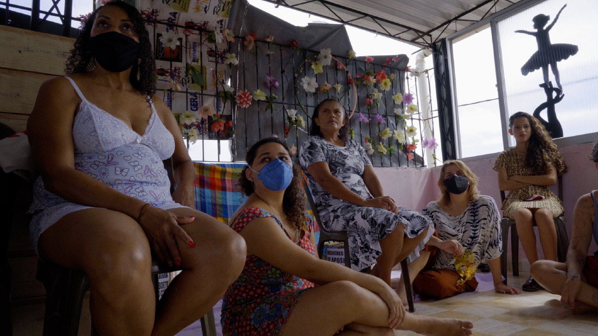 "Tijolo por Tijolo" (2024), de Victoria Álvares e Quentin Delaroche - Foto: Olhar Filmes/Divulgação