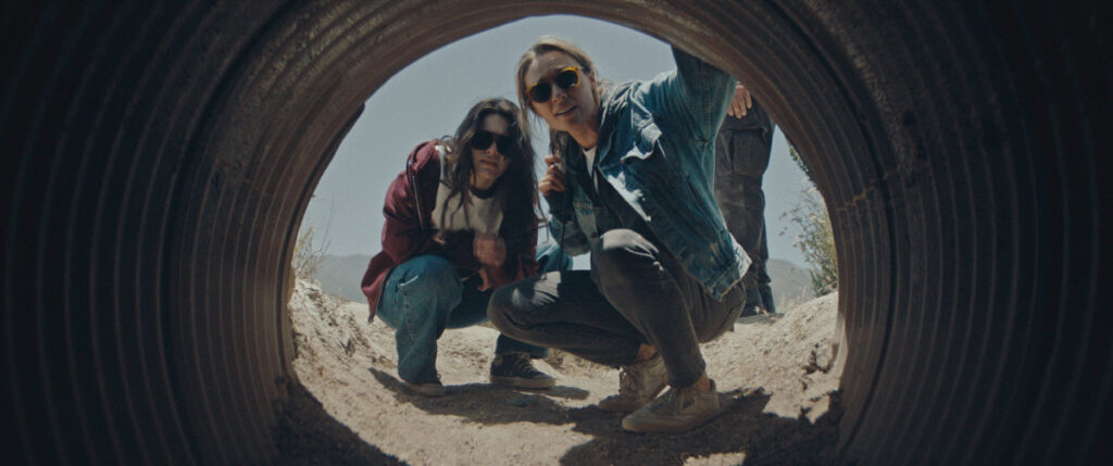 "Matar. Vingar. Repetir." (Redux Redux, 2025), de Kevin e Matthew McManus - Foto: Mothership Motion Pictures/Divulgação